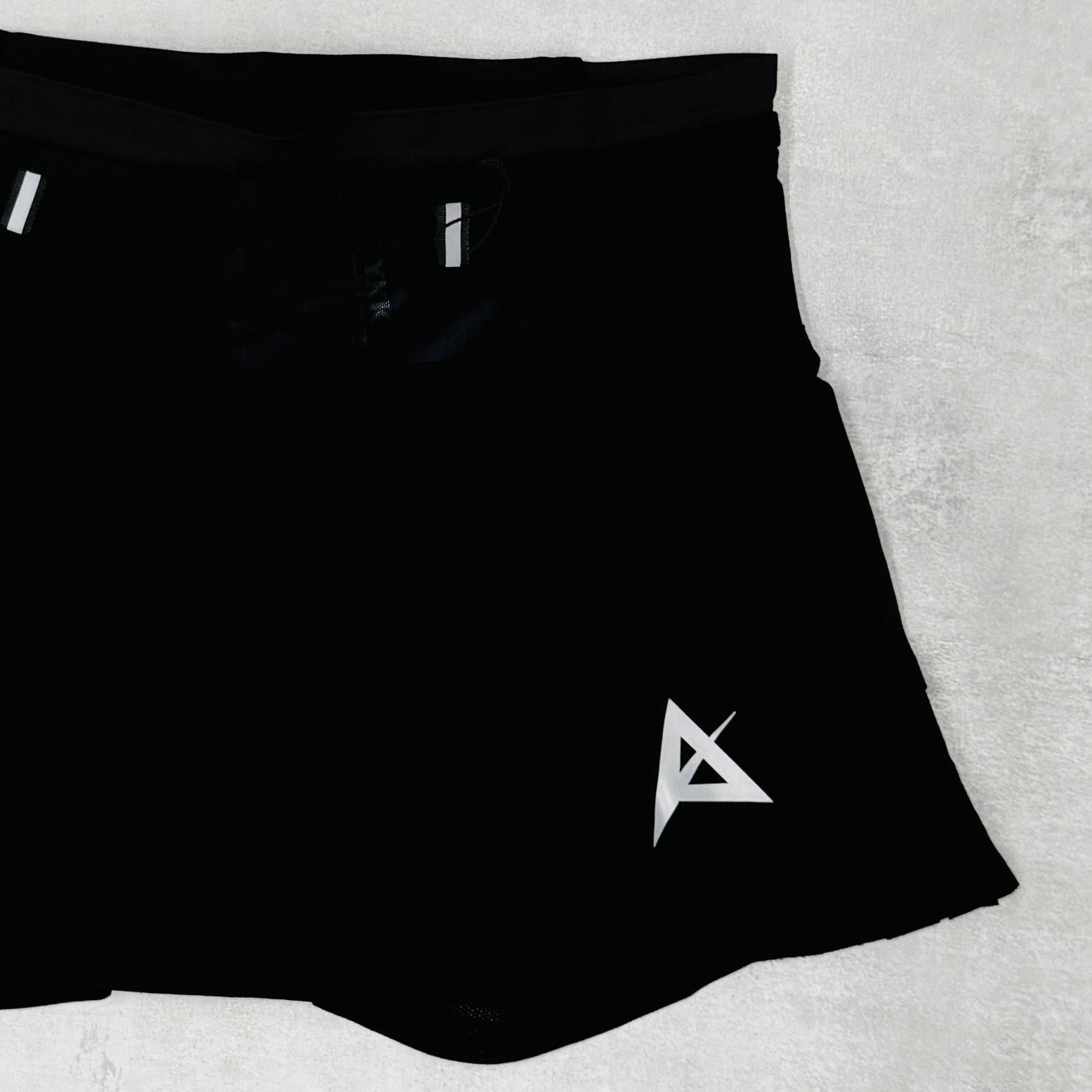 AKIV 2 in 1 Motion Pleat Skort | Black
AKIV 2 in 1 百褶裙褲 | 黑色