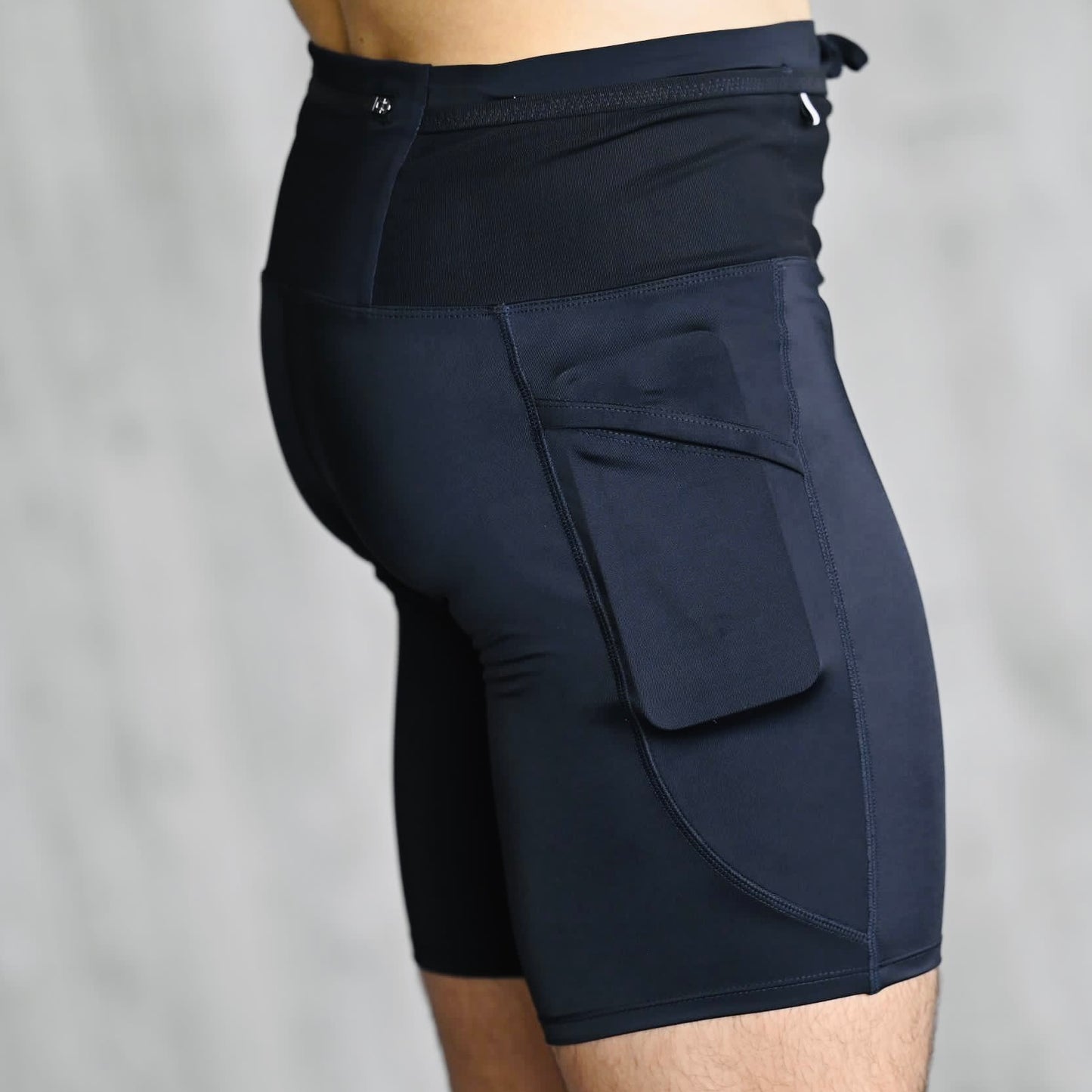 AKIV 2-in-1 Multi-Pocket Pro Tights Unisex | For Road Running AKIV 2合1多功能 Pro 緊身褲男女款 | 路跑