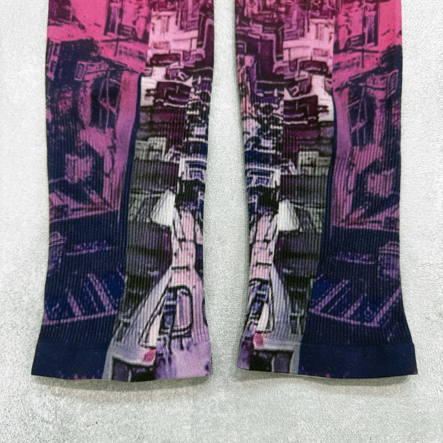 AKIV Lightweight Quick Dry Running Sleeves | Urban Run
AKIV 輕盈快乾跑步手袖 | 怪獸大廈版