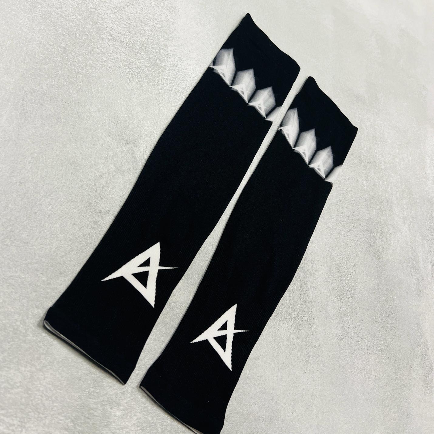 AKIV Flash Lightweight Quick Dry Running Sleeves | Black