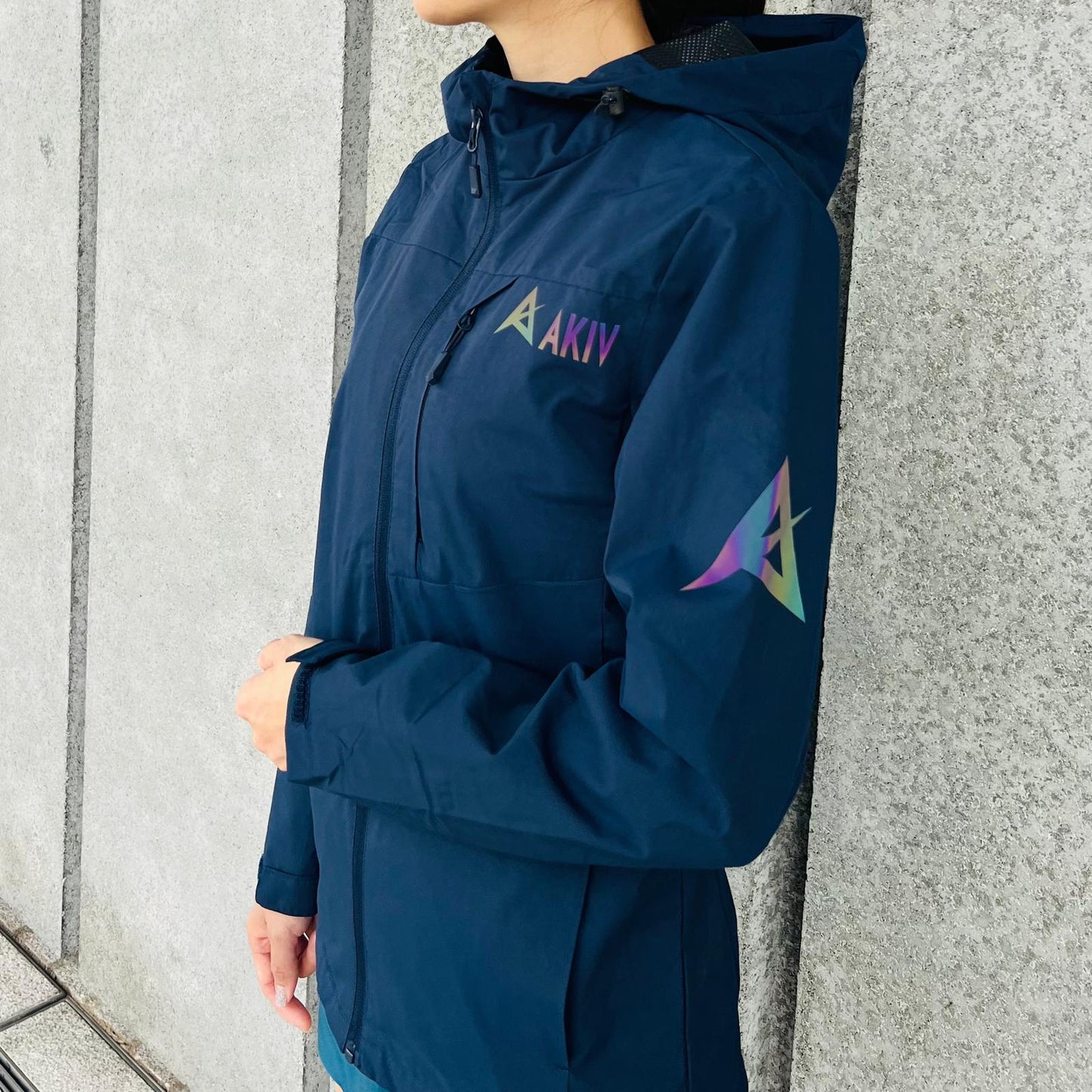 AKIV 防風跣水風褸男女款