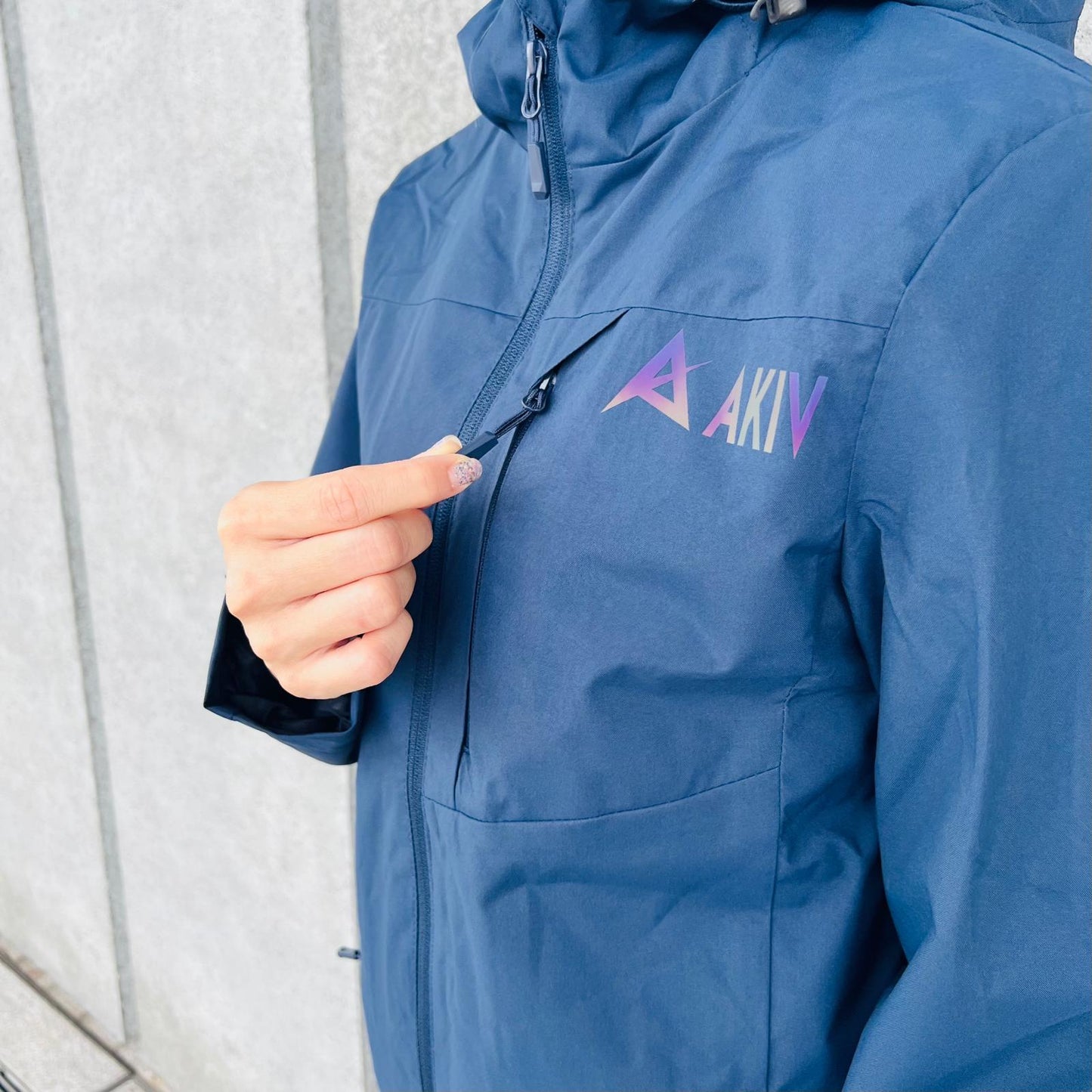 AKIV 防風跣水風褸男女款