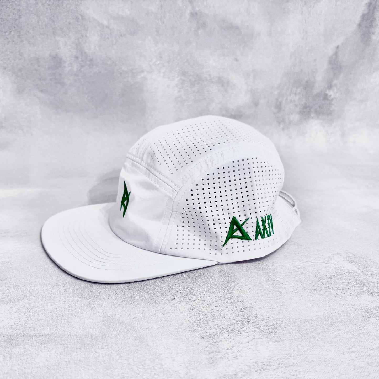 AKIV Running Pro White Cap | Embroidery Special Edition