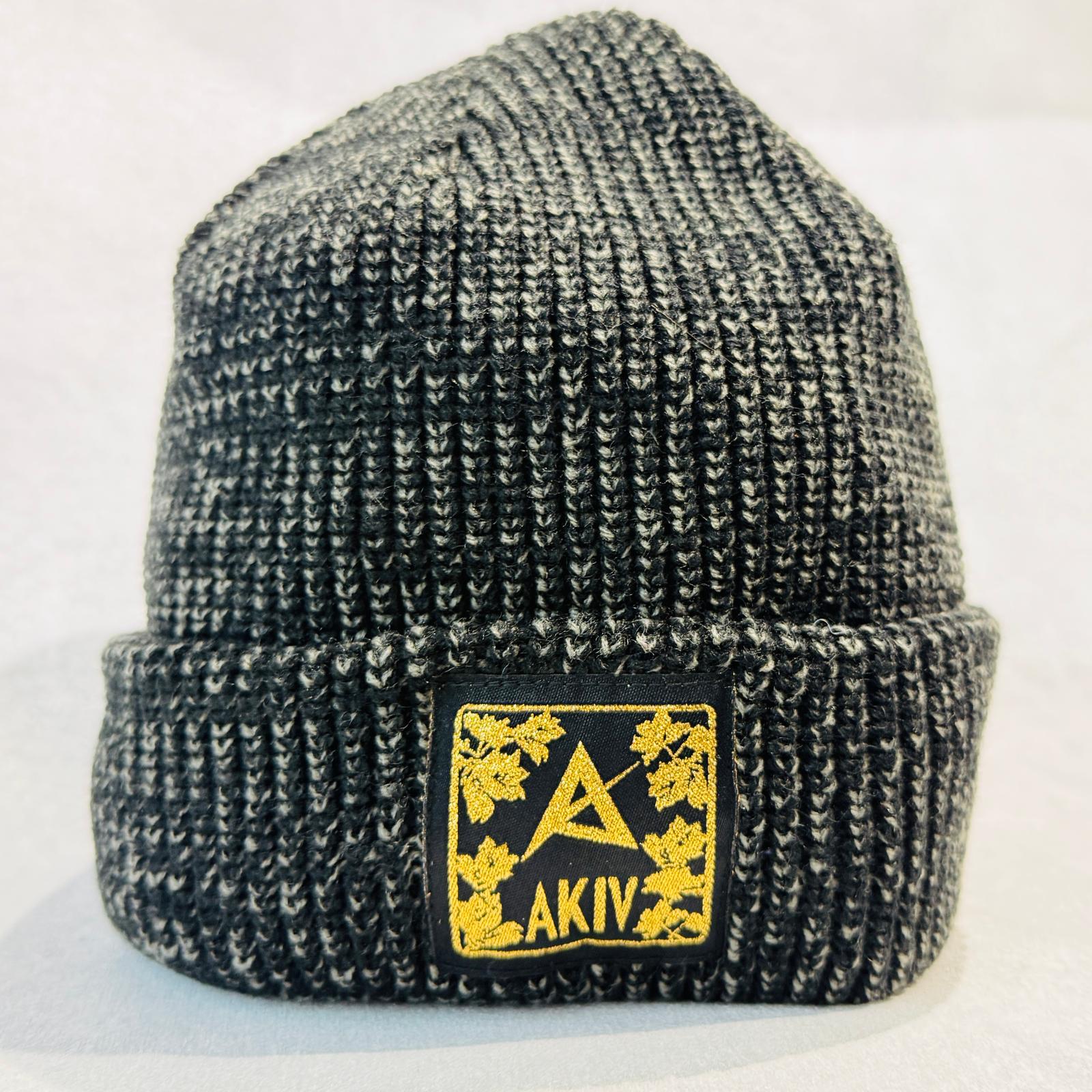 AKIV Cuffed Beanie | Bauhinia | Black
AKIV 針織毛帽 | 紫荊花系列| 黑色