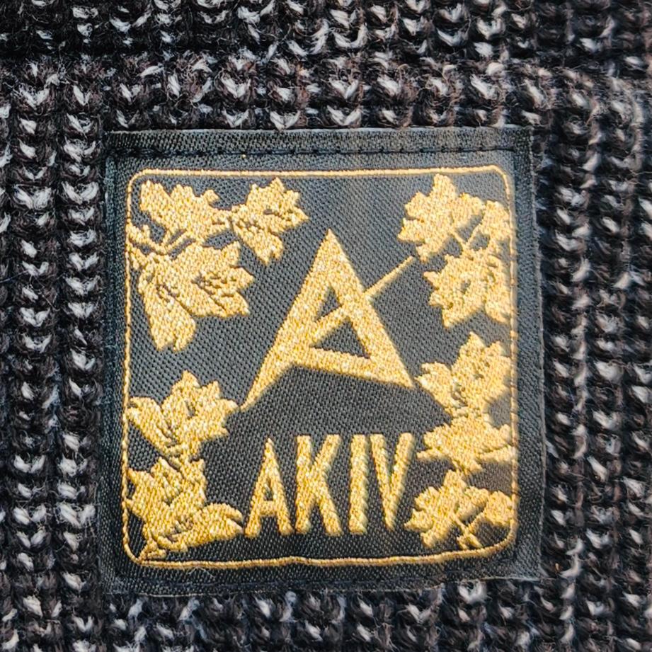 AKIV Cuffed Beanie | Bauhinia | Black
AKIV 針織毛帽 | 紫荊花系列| 黑色
