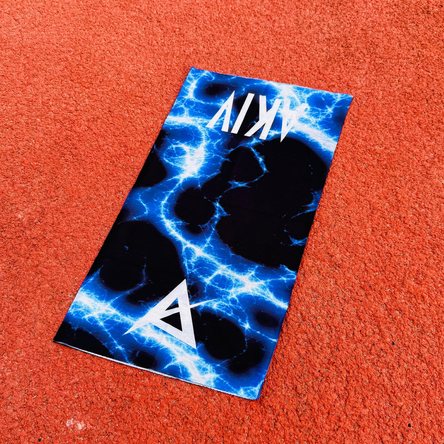 AKIV Headscarf | Lightning Blue
AKIV 頭巾 | 藍閃電