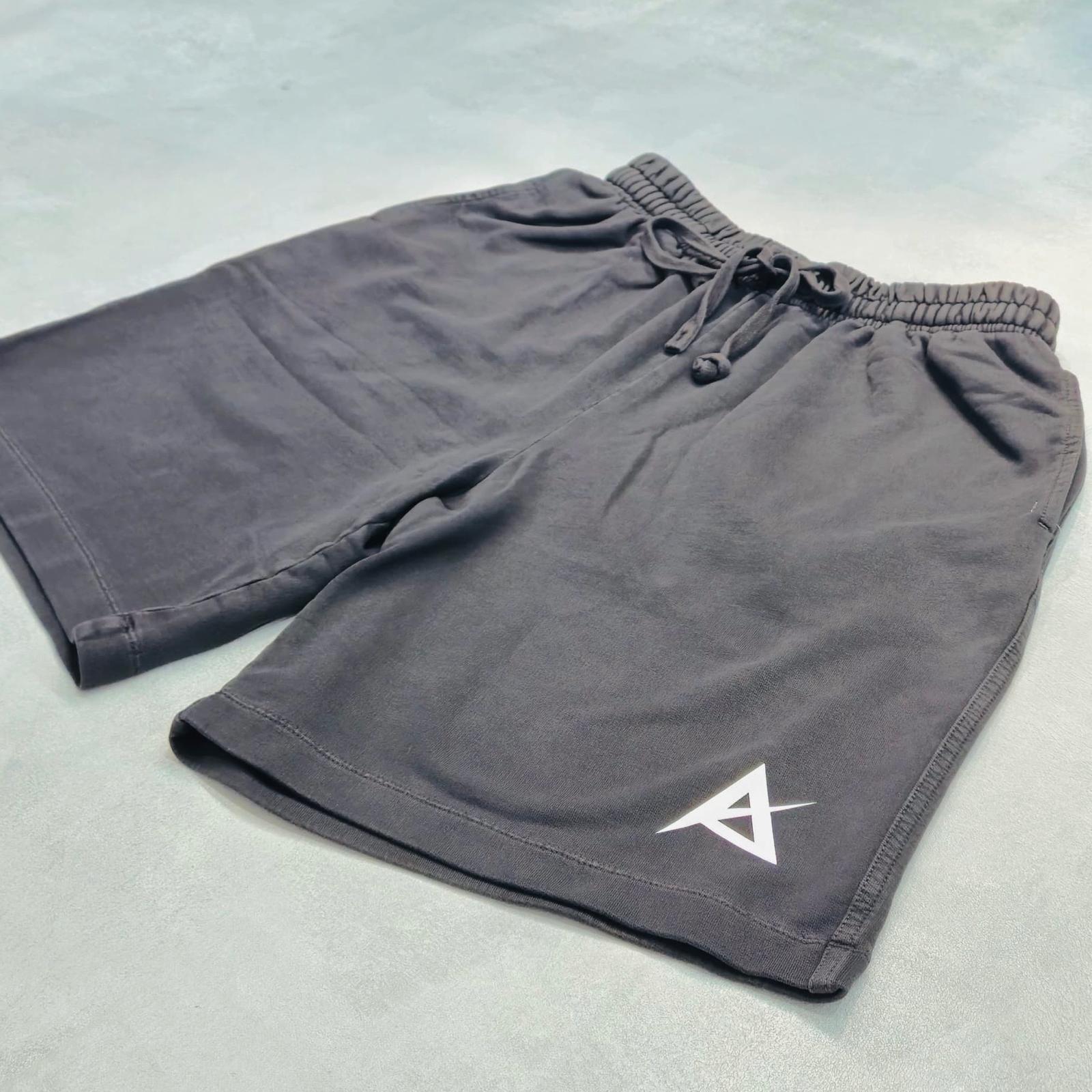 AKIV Casual Shorts Unisex | Dazzling Dye | Black
AKIV 休閑褲男女款 | 炫染 | 黑色
