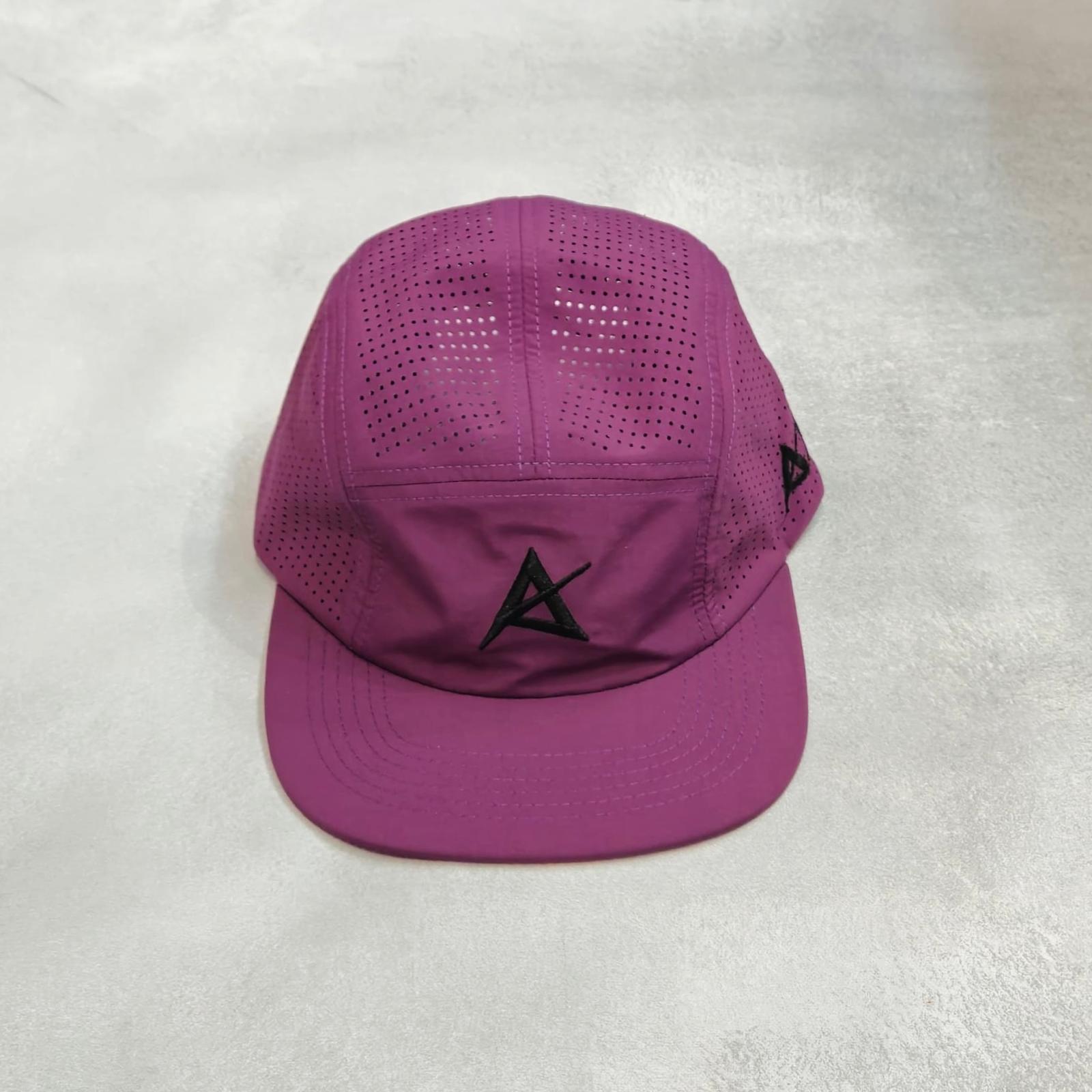 AKIV Running Pro Magic Purple Cap | Embroidery Special Edition
AKIV 輕盈透汗魔幻紫色運動帽 | 刺繡特別版