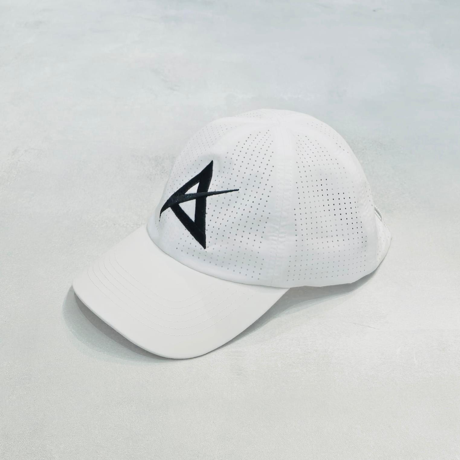 AKIV Running Pro White Cap | Embroidery Black A Edition