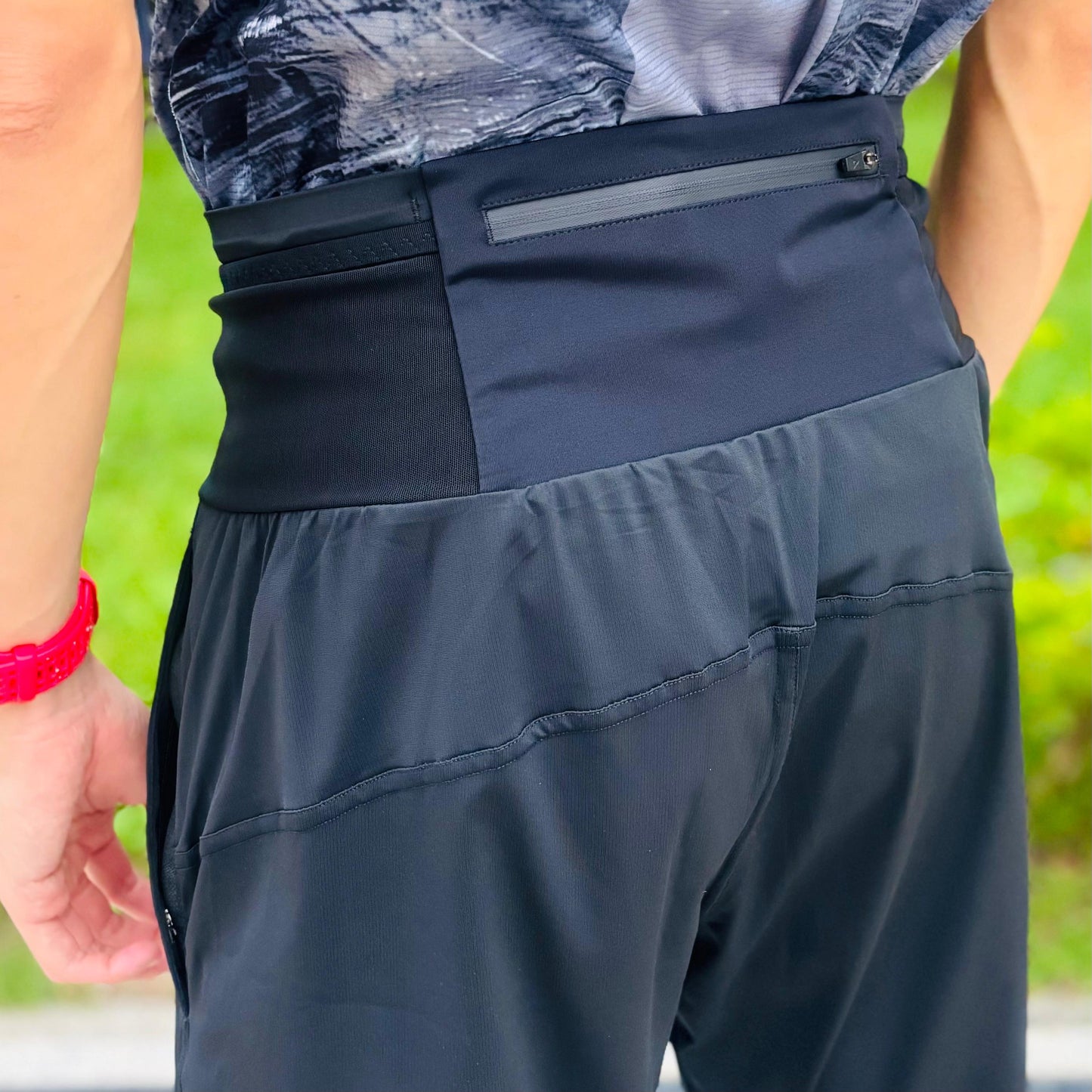 AKIV Quick Dry Multi-Pocket Running Long Pant Unisex | Black
AKIV 快乾多功能跑步長褲男女款 | 黑色
