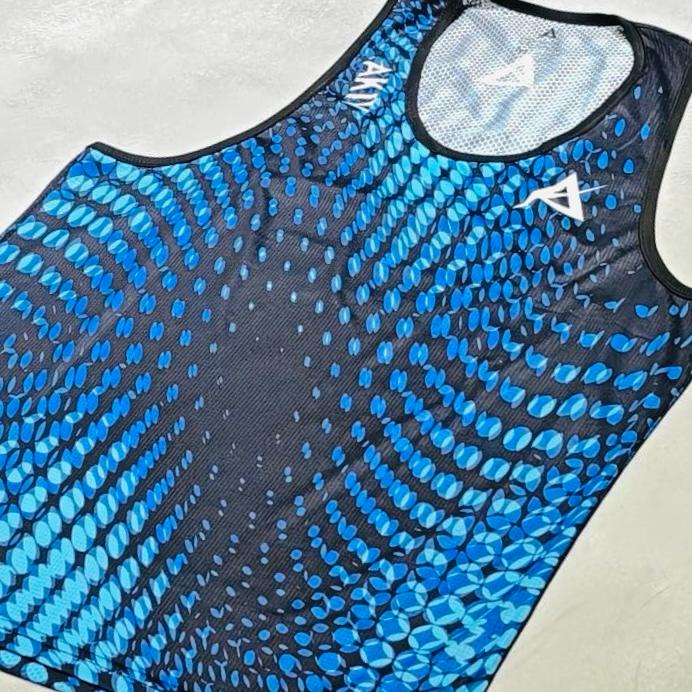 AKIV Racing Singlet Unisex | Streamlight
AKIV 比賽背心男女款 | 流光競速