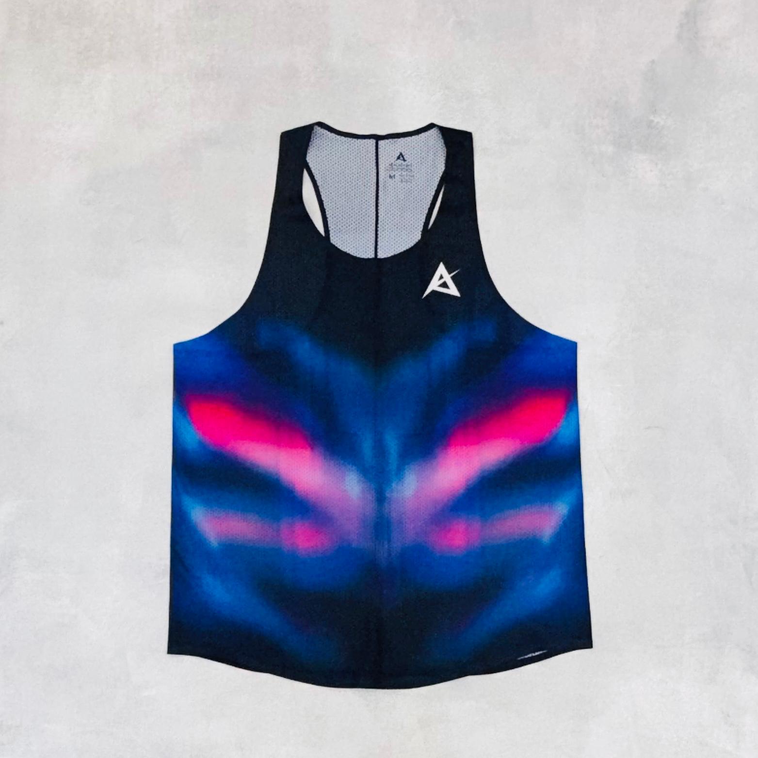AKIV Elite Singlet Unisex | Phantom Pulse
AKIV 精英比賽背心男女款 | 幻脈