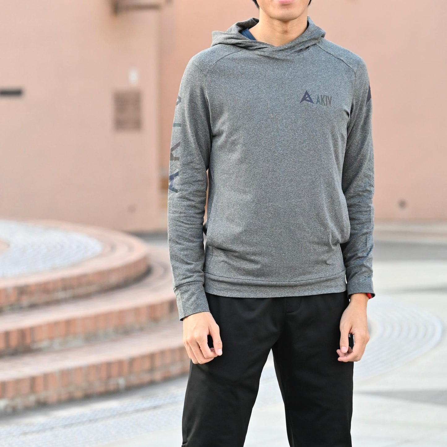 12月優惠 | AKIV 精英速乾保暖拇指環連帽訓練上衣男女款