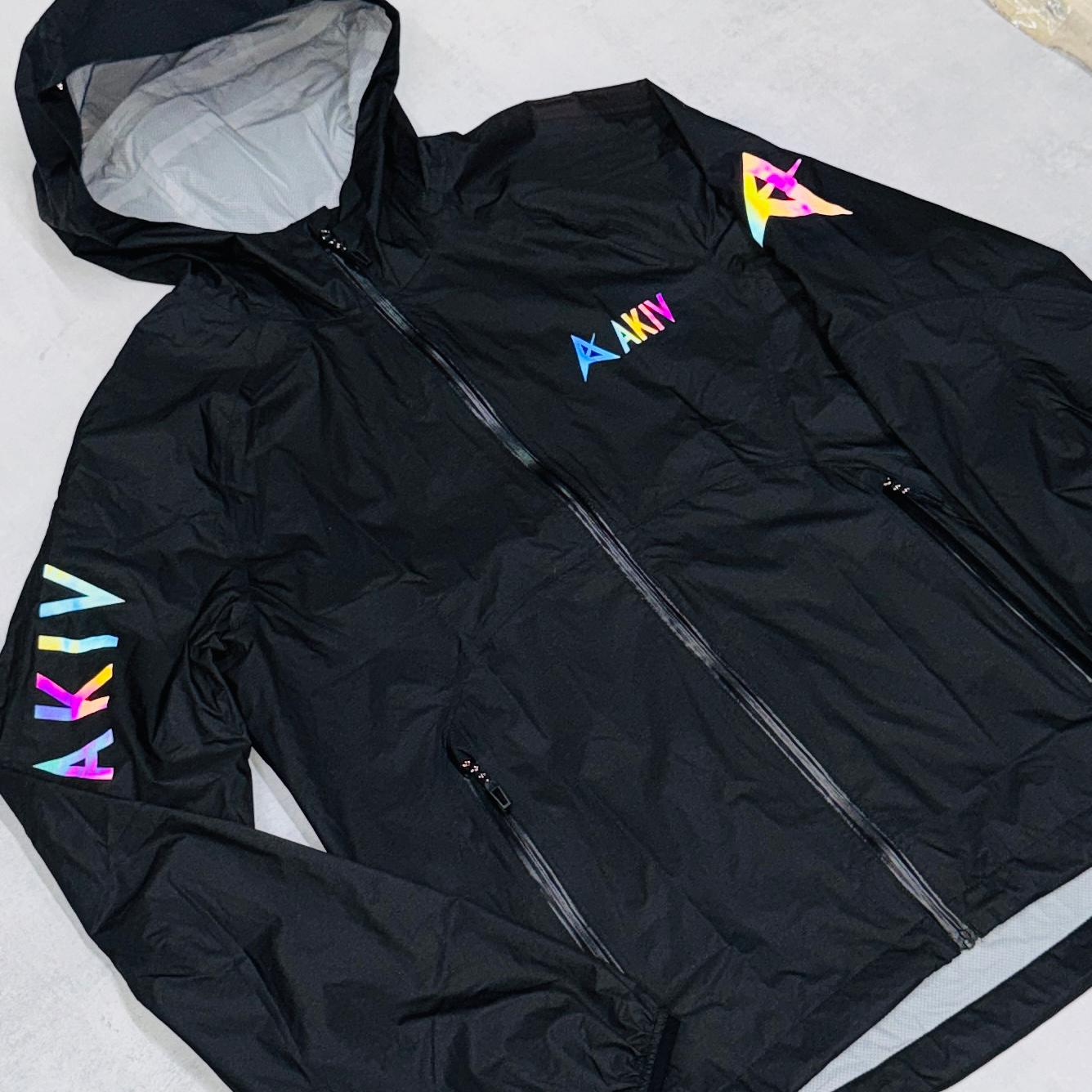 AKIV Stratus 20K Shell Packable Jacket Unisex | Black
AKIV 雲跡 20K 機能收納式風褸男女款 | 黑色