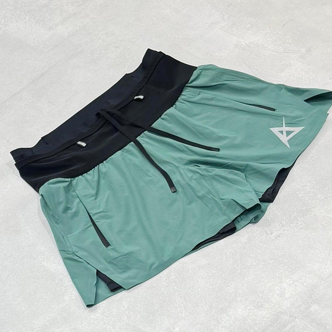 AKIV 2-in-1 Trail Running Shorts Unisex | Inner Tight | Sea Green
AKIV 多功能越野跑褲男女款 | 平腳內膽版 | 海綠