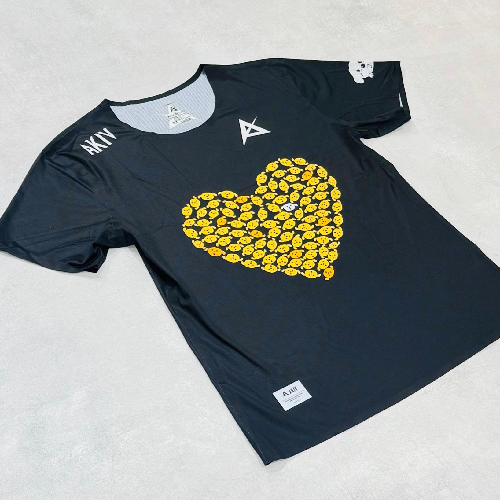 AKIV Ultralight Training Barry Running Tech T-Shirt Unisex | Yellow
AKIV 超輕訓練Barry 跑心技術T恤男女款 | 黃色