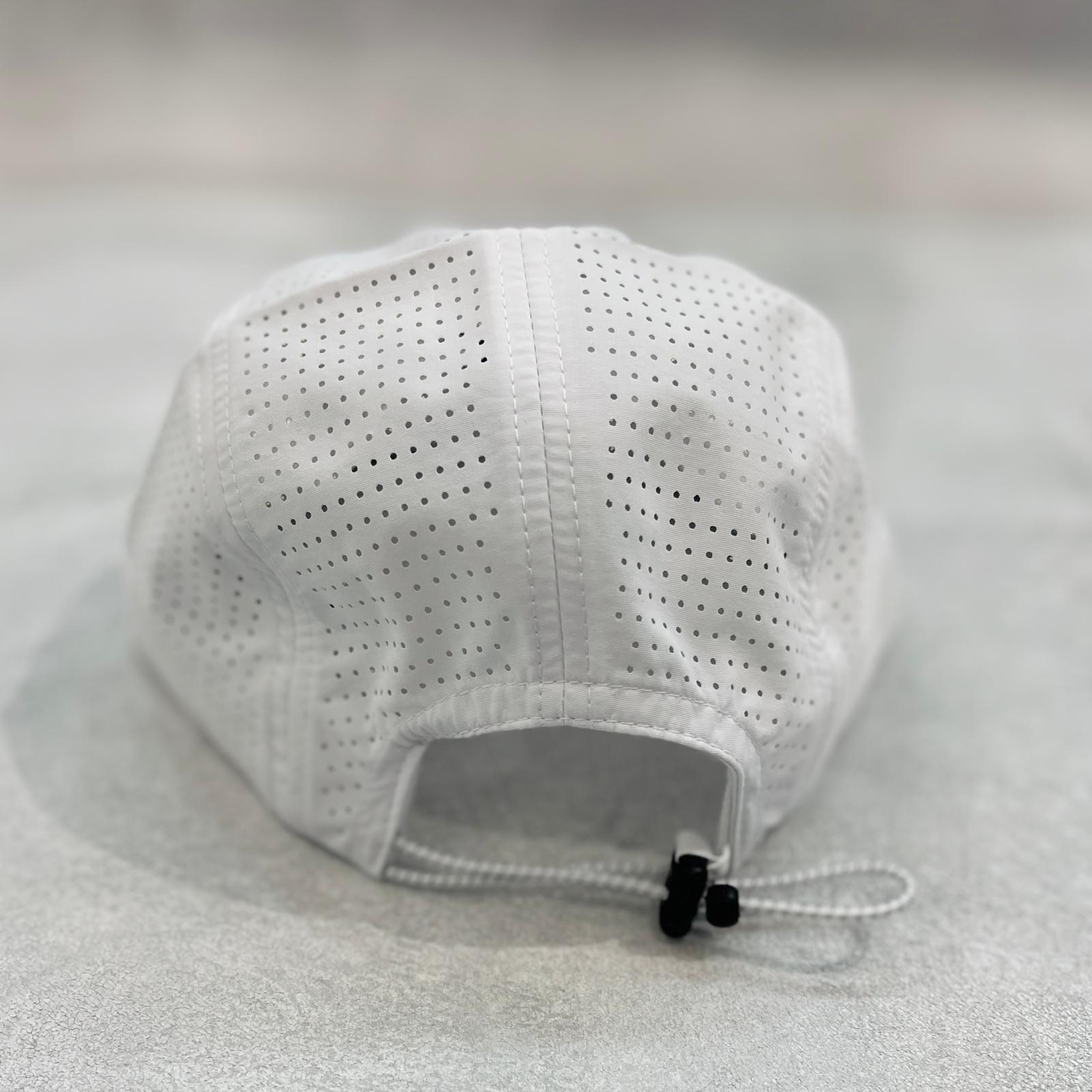 AKIV Running Pro White Cap (Embroidery Special Edition AKIV 輕盈透汗白色運動帽(刺繡特別版)