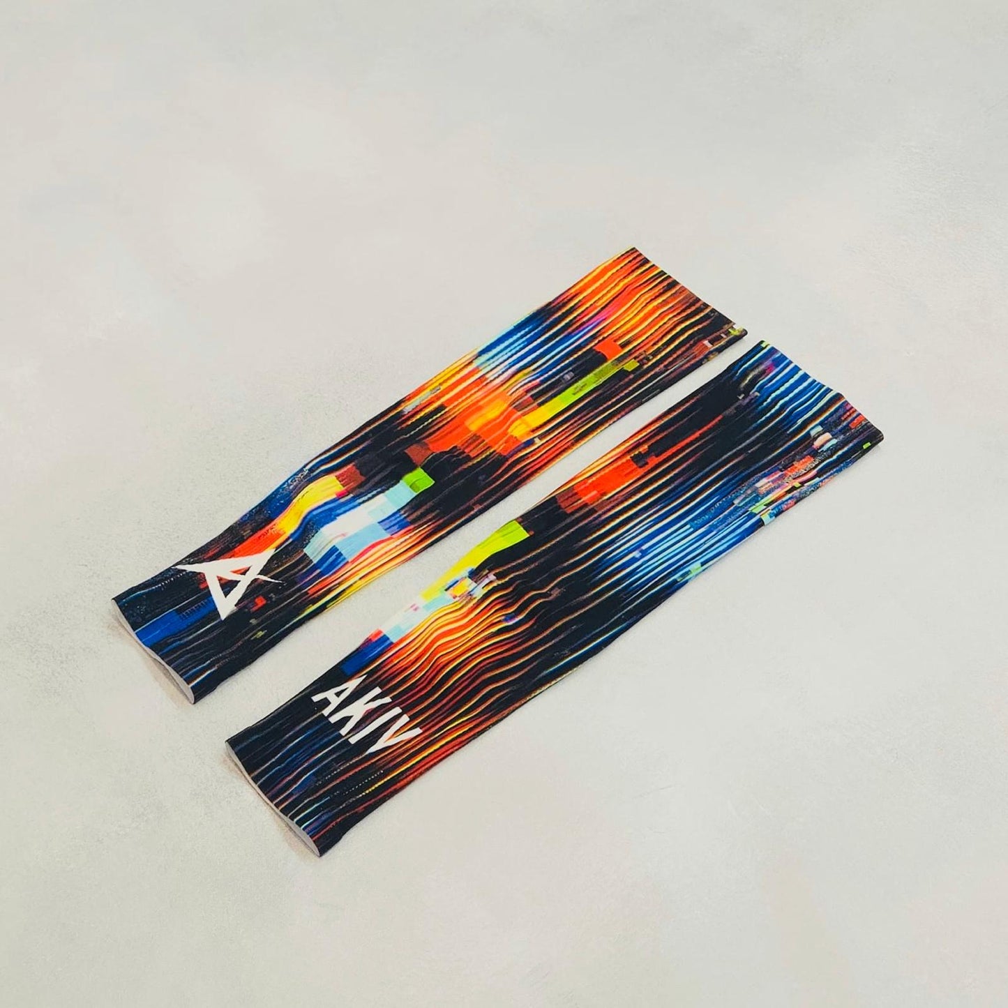 AKIV Lightweight Quick Dry Running Sleeves | Generation X