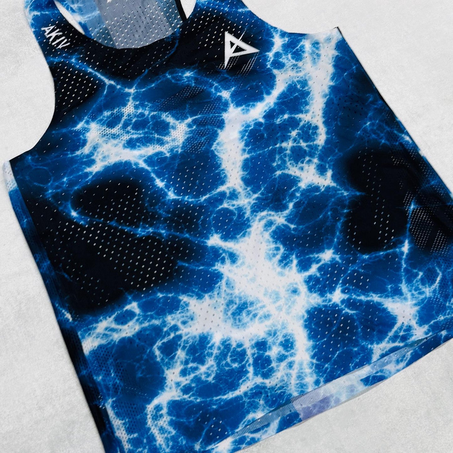 AKIV Elite Singlet Unisex | Lightning Blue
AKIV 精英比賽背心男女款 | 藍閃電
