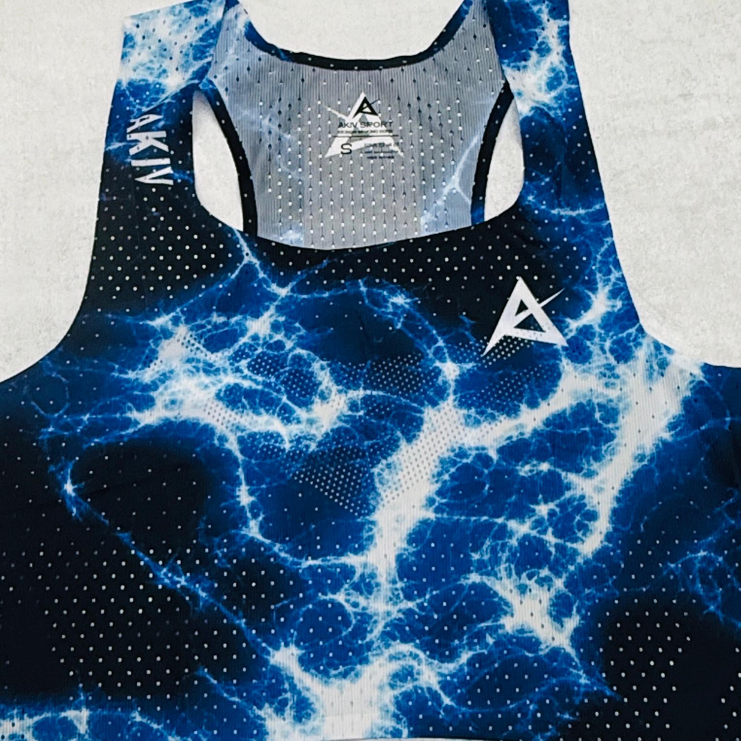 AKIV Elite Top Women | Lightning Blue
AKIV 精英比賽短版背心女裝 | 藍閃電