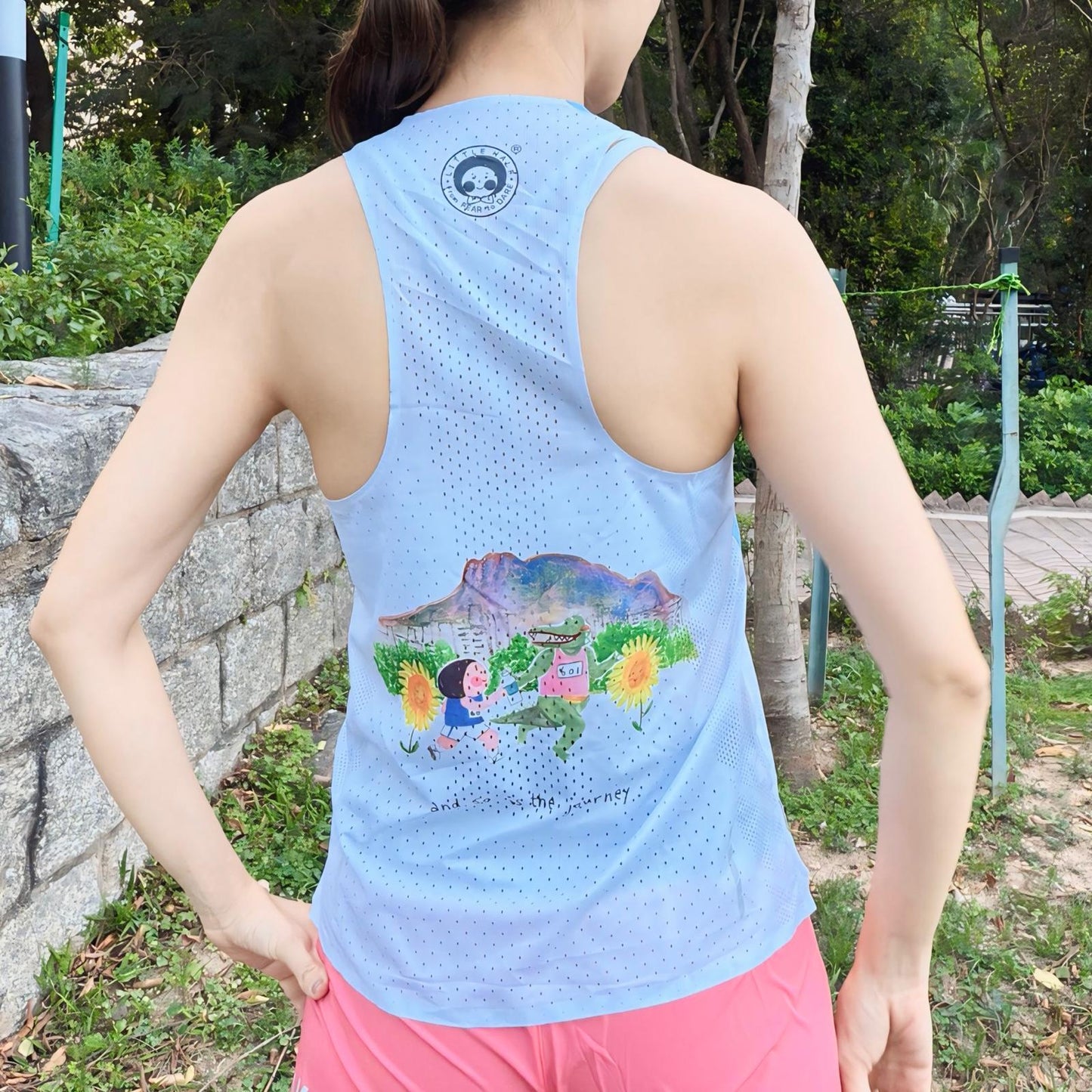 AKIV Elite Singlet Unisex | Little Half
AKIV 精英比賽背心男女款 | 小半