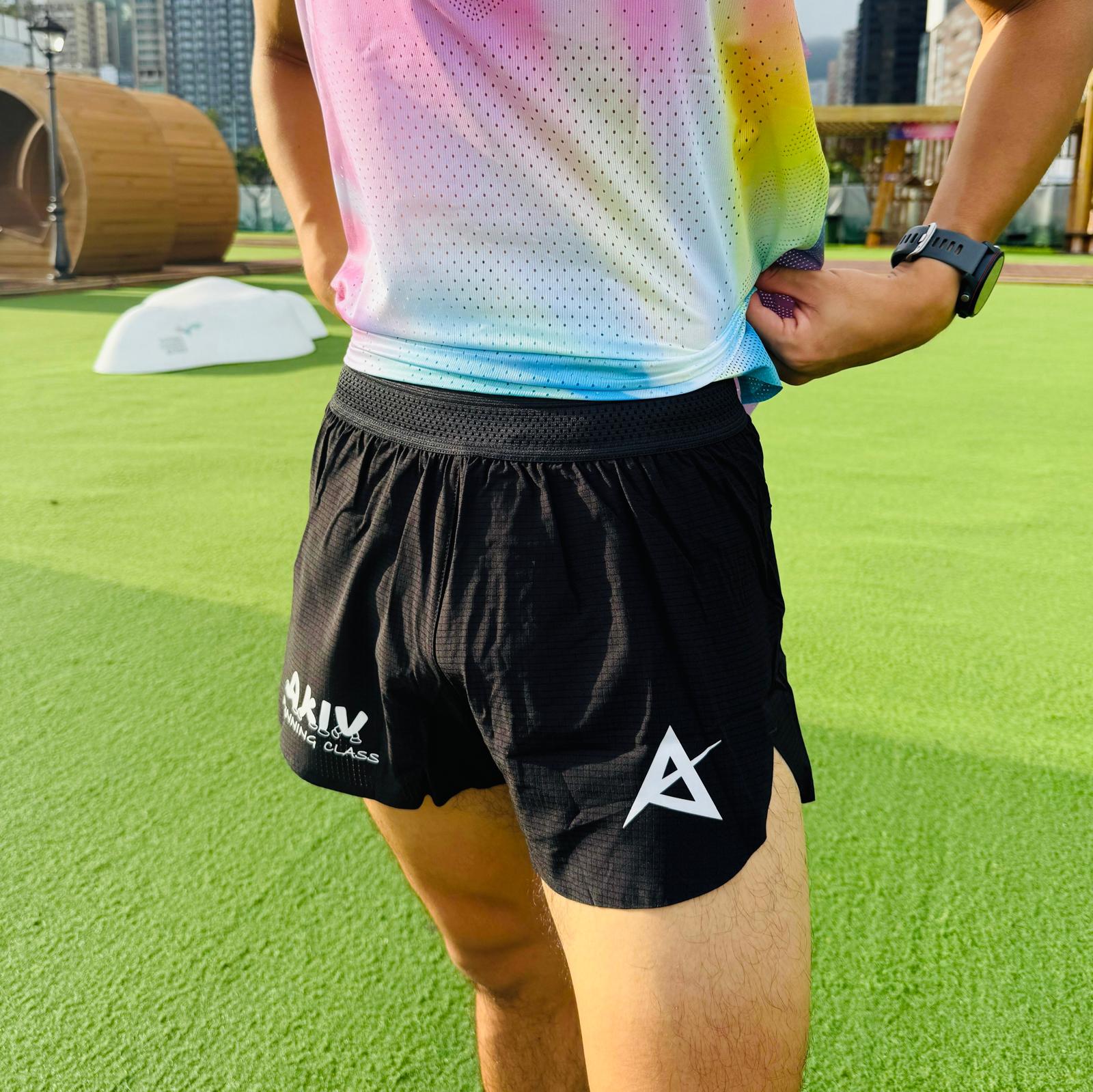 AKIV 2" Running Shorts with Pocket Unisex | Triangular inner | Black
AKIV 2"跑步褲連背袋男女款 | 三角內膽版 | 黑色