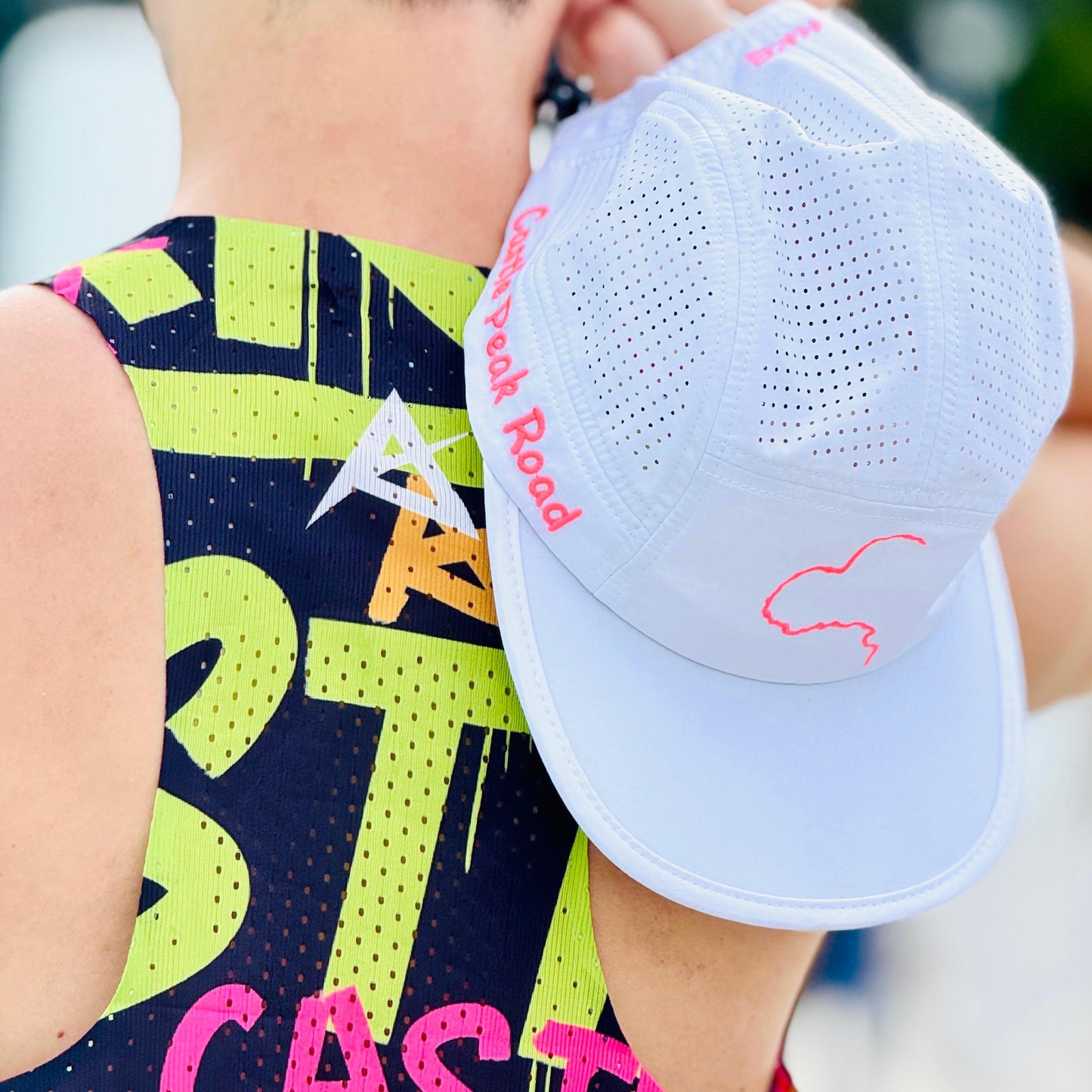 AKIV Pro Cap Athletics | Fluorescent Pink | Castle Peak Road
AKIV專業可反向運動帽 | 螢光粉 | 青公