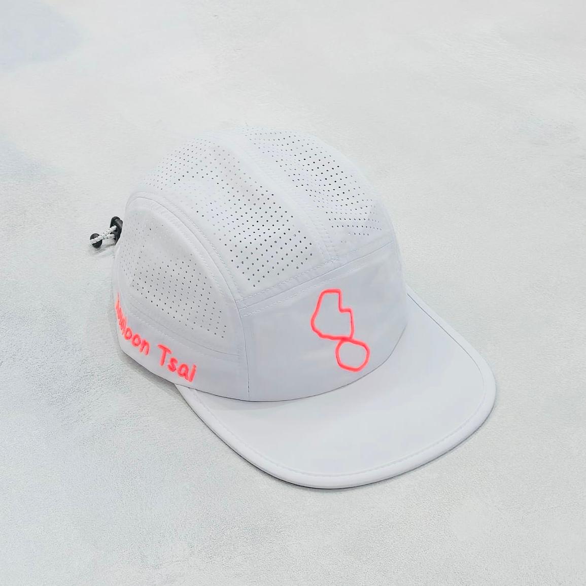 AKIV Pro Cap Athletics | Fluorescent Pink | Kowloon Tsai
AKIV專業可反向運動帽 | 螢光粉 | 九龍仔