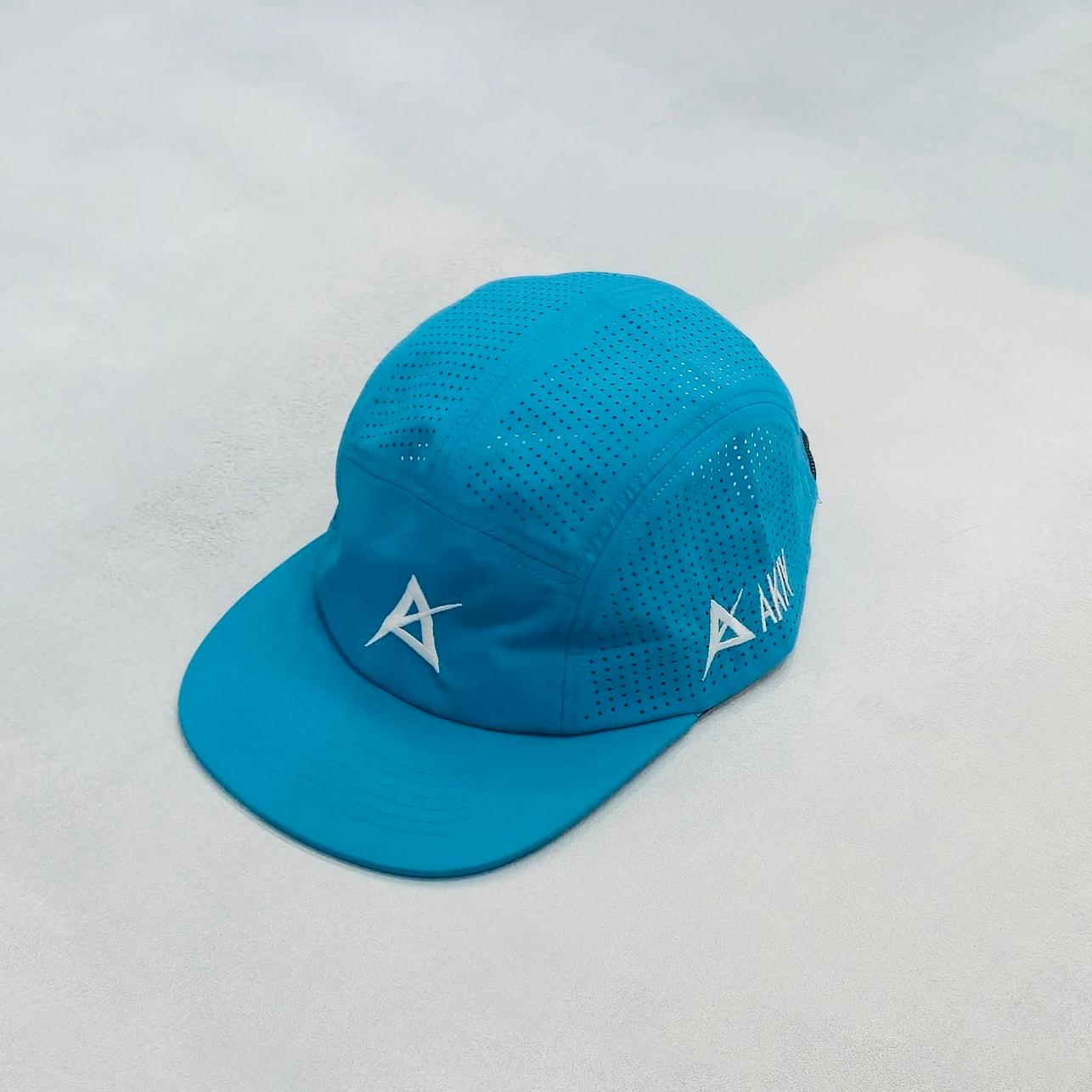 AKIV Running Pro Aqua Blue Cap | Embroidery Special Edition
AKIV 輕盈透汗湖水藍色運動帽 | 刺繡特別版