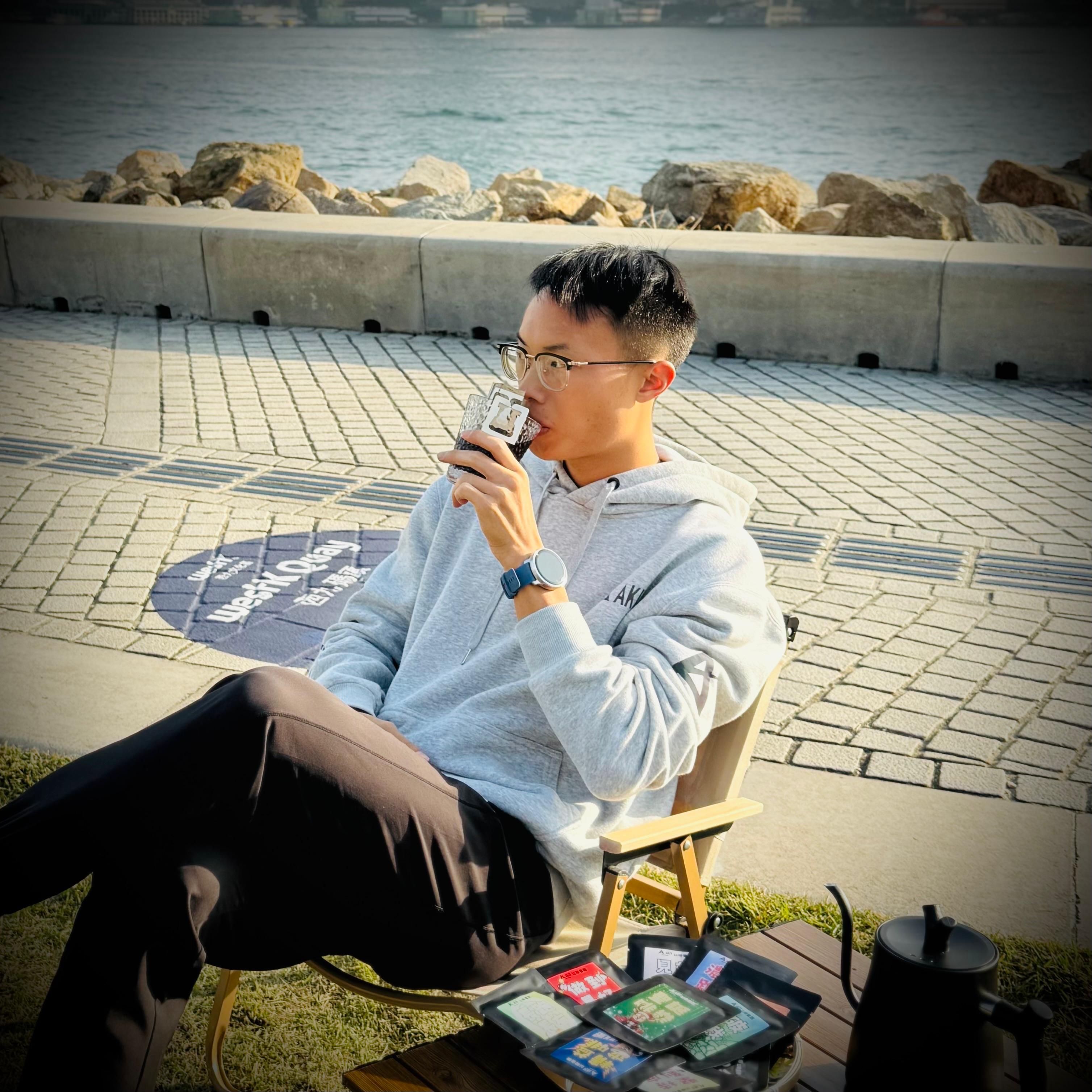 AKIV New Power · Ear Cup Coffee | Running with Coffee
AKIV新動力· 耳杯咖啡 | 以啡會跑