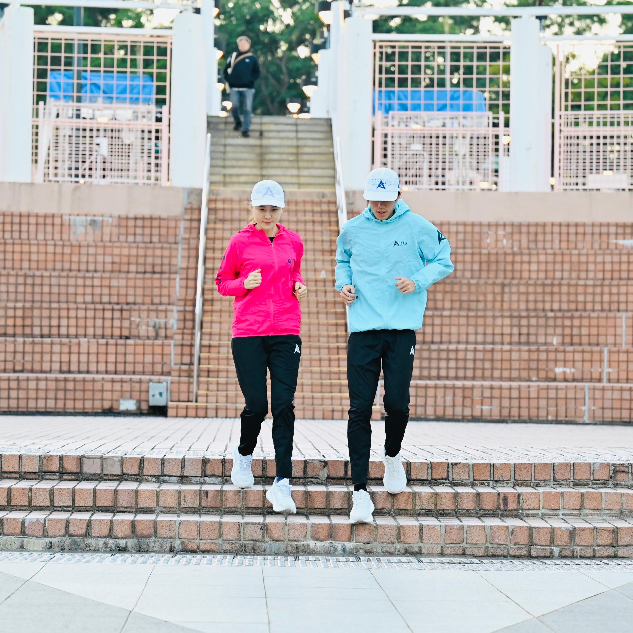 AKIV Running Breathable Waterproof Packable Jacket Unisex | Tiffany Blue
AKIV 跑步透氣跣水收納式風褸男女款 | 薄荷綠色