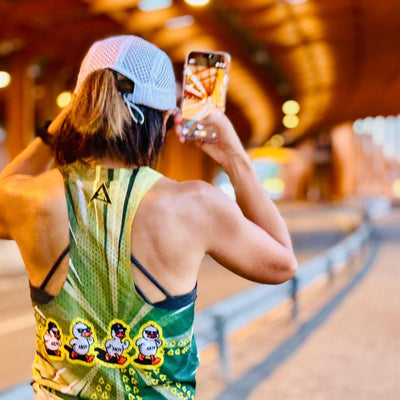 AKIV Elite Singlet Unisex | One Heart One Trail
AKIV 精英比賽背心男女款 | 同心足跡