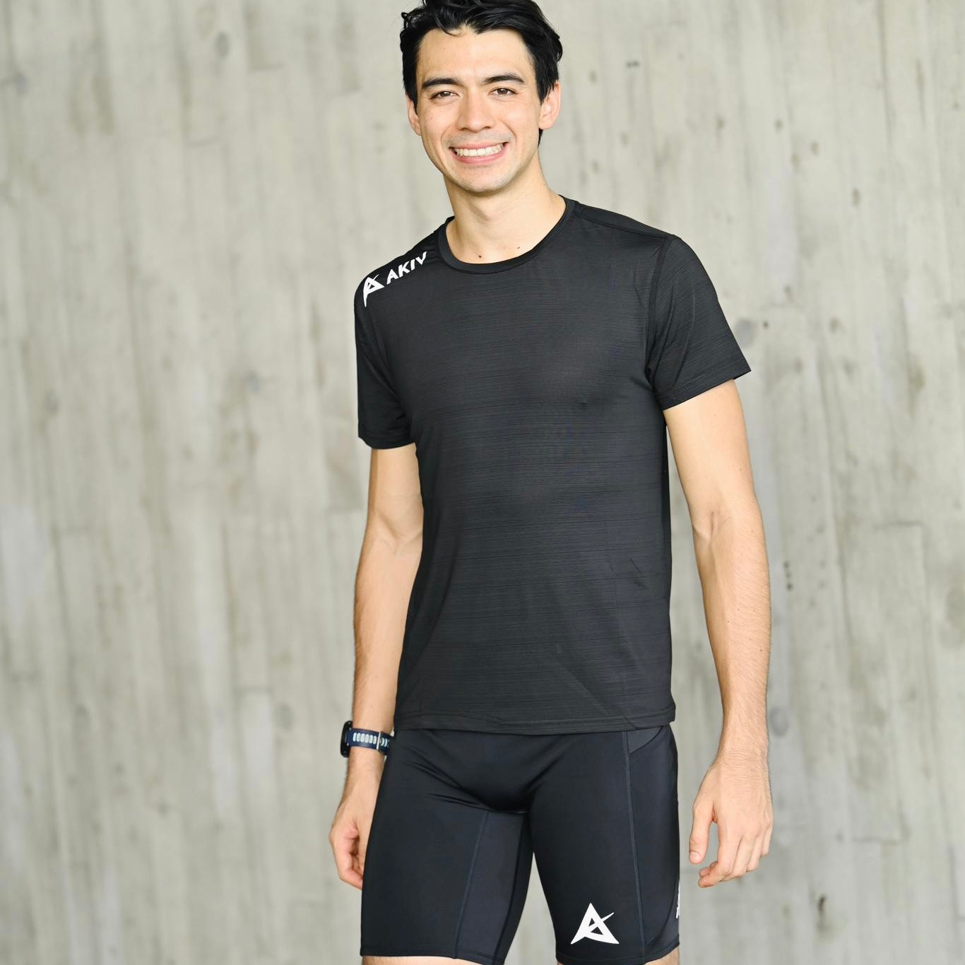 AKIV Ice Cooling Sport T-Shirt Unisex | Black
AKIV 冰感T恤男女款 | 黑色