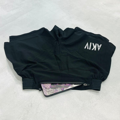 AKIV 2-in-1 Running Shorts 2" with Pockets Unisex | inner tight | Black
AKIV 2合1多功能2"跑步短褲連背袋男女款 | 平腳內膽版 | 黑色