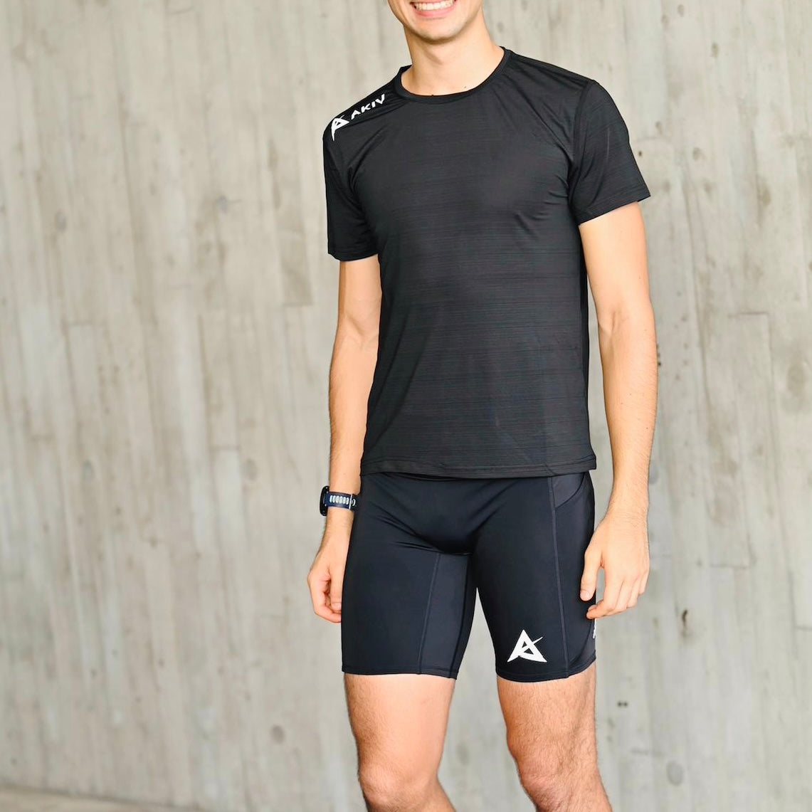 AKIV Ice Cooling Sport T-Shirt Unisex | Black
AKIV 冰感T恤男女款 | 黑色