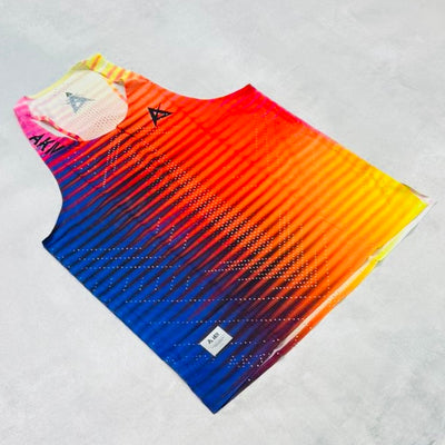 AKIV AeroPro Singlet Unisex | Ignite Speed
AKIV 空力競速背心男女款 | 熾速啟動