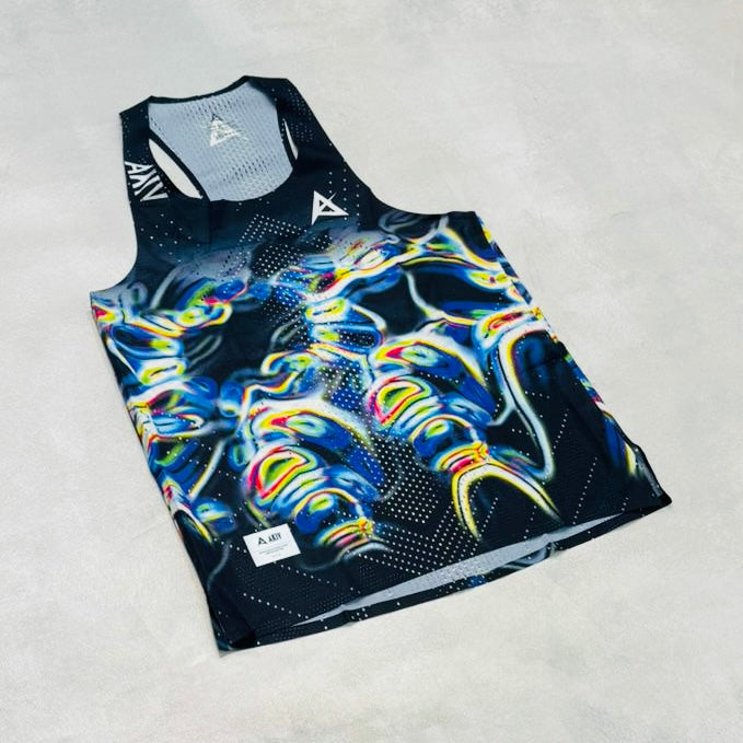 AKIV AeroPro Singlet Unisex | Prism Flow
AKIV 空力競速背心男女款 | 稜鏡流光