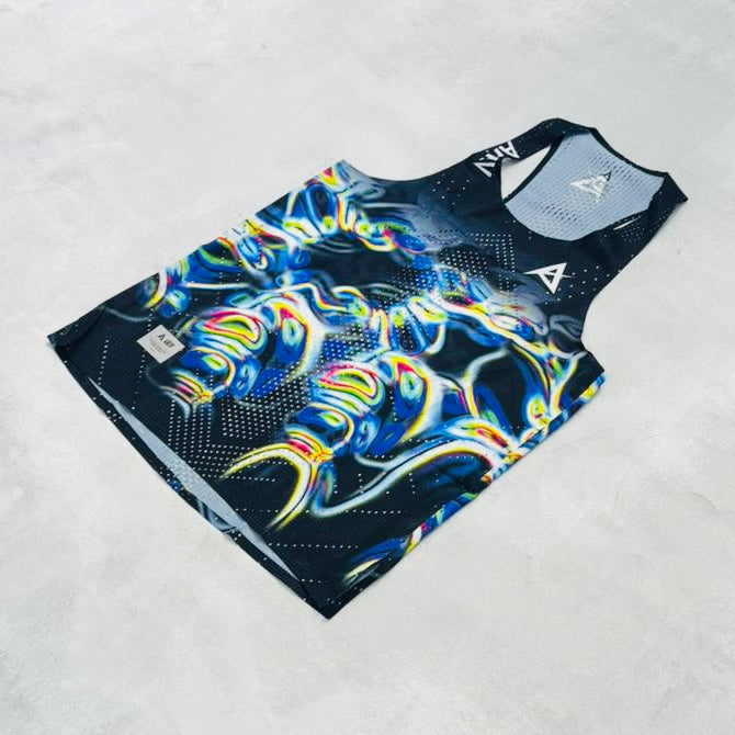 AKIV AeroPro Singlet Unisex | Prism Flow
AKIV 空力競速背心男女款 | 稜鏡流光