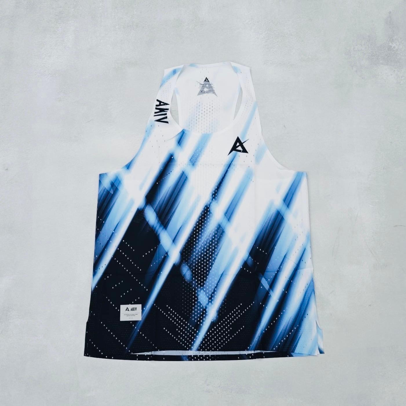 AKIV AeroPro Singlet Unisex | Blue Velocity
AKIV 空力競速背心男女款 | 藍焰光影