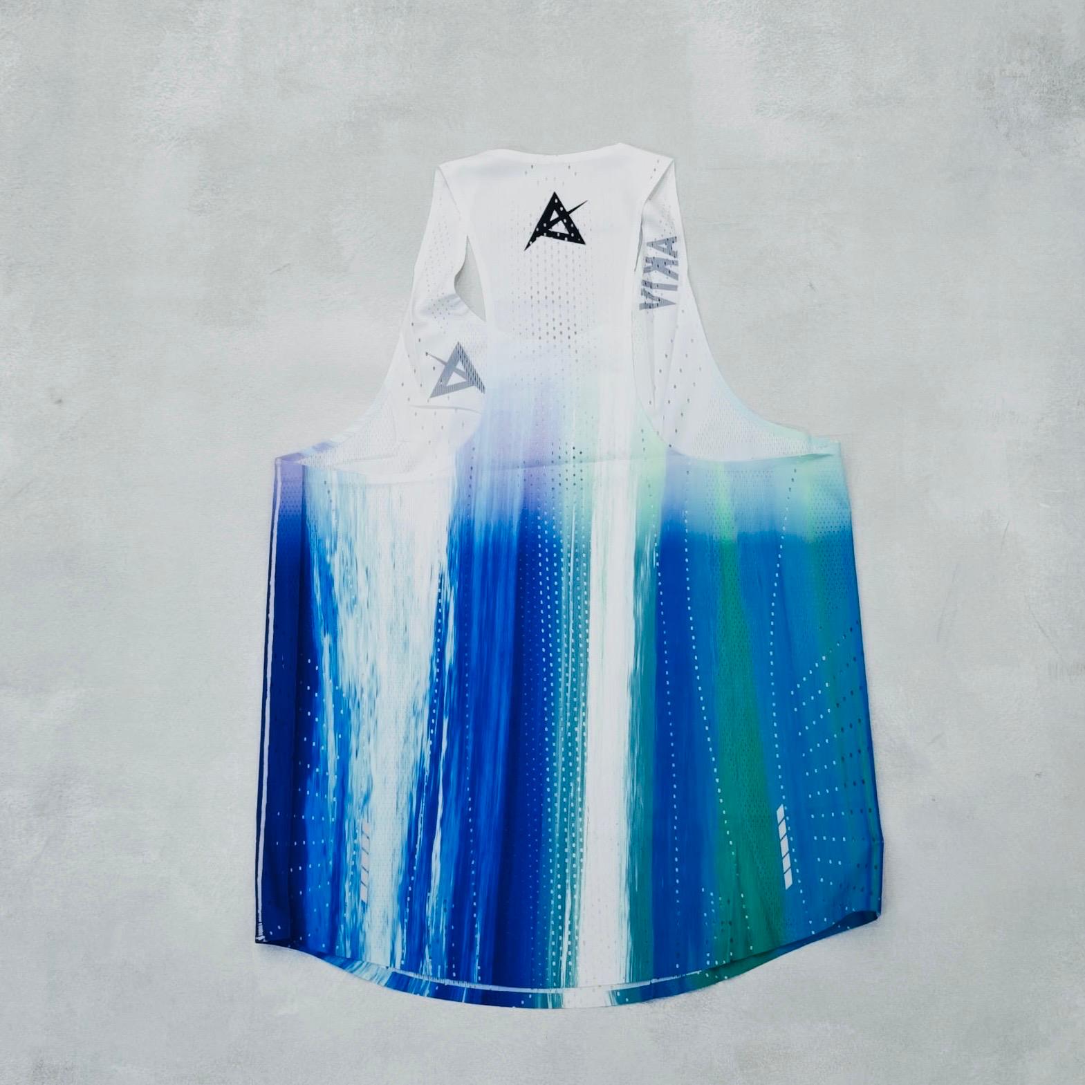 AKIV AeroPro Singlet Unisex | Blue Momentum
AKIV 空力競速背心男女款 | 藍綠軸心漸變