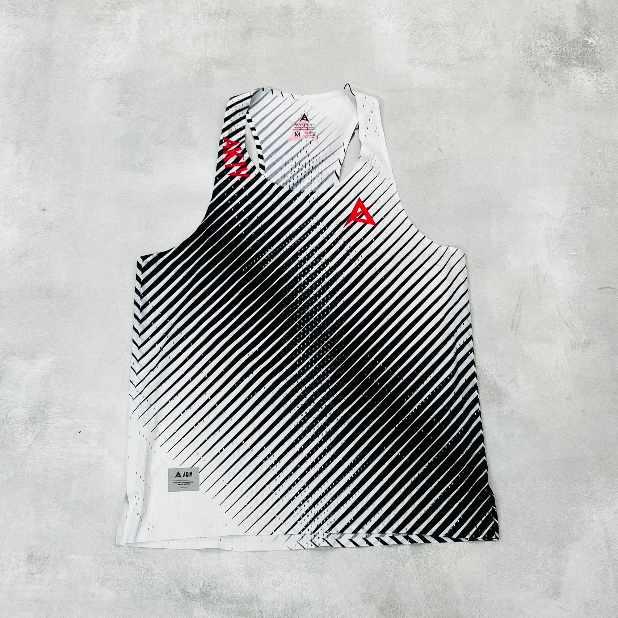 AKIV AeroPro Singlet Unisex | Diagonal Speed
AKIV 空力競速背心男女款 | 斜速黑白