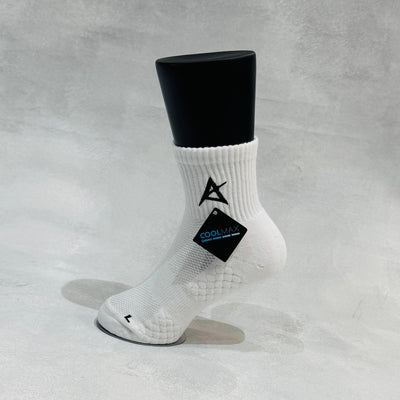AKIV Mid-Cut Coolmax Running White Socks Unisex | Free Size | Black A Edition
AKIV 中筒Coolmax白色跑步襪男女款 | 均碼 | 黑色A版