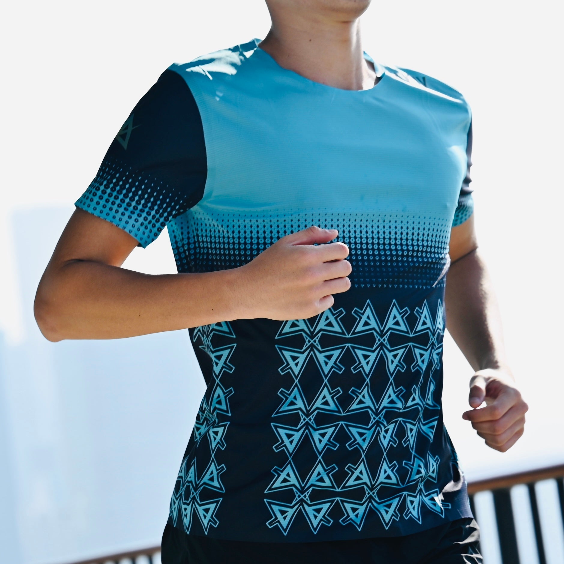 預訂：14-21天發貨 | AKIV 超輕訓練T恤童裝 | 綠色