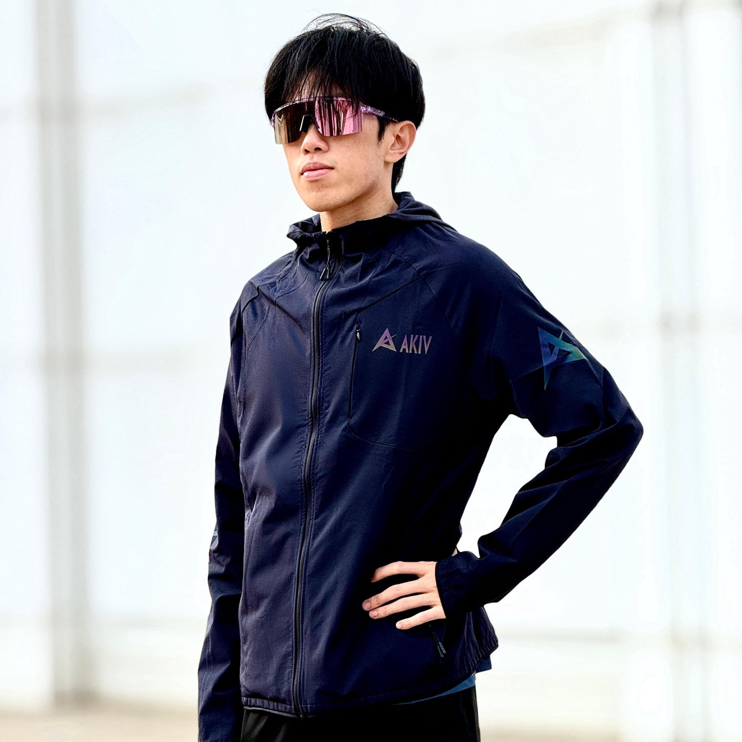 AKIV Breathable Water-Resistant Running Jacket Unisex | Dark Blue
AKIV跑步透氣跣水風褸男女款 | 深藍色