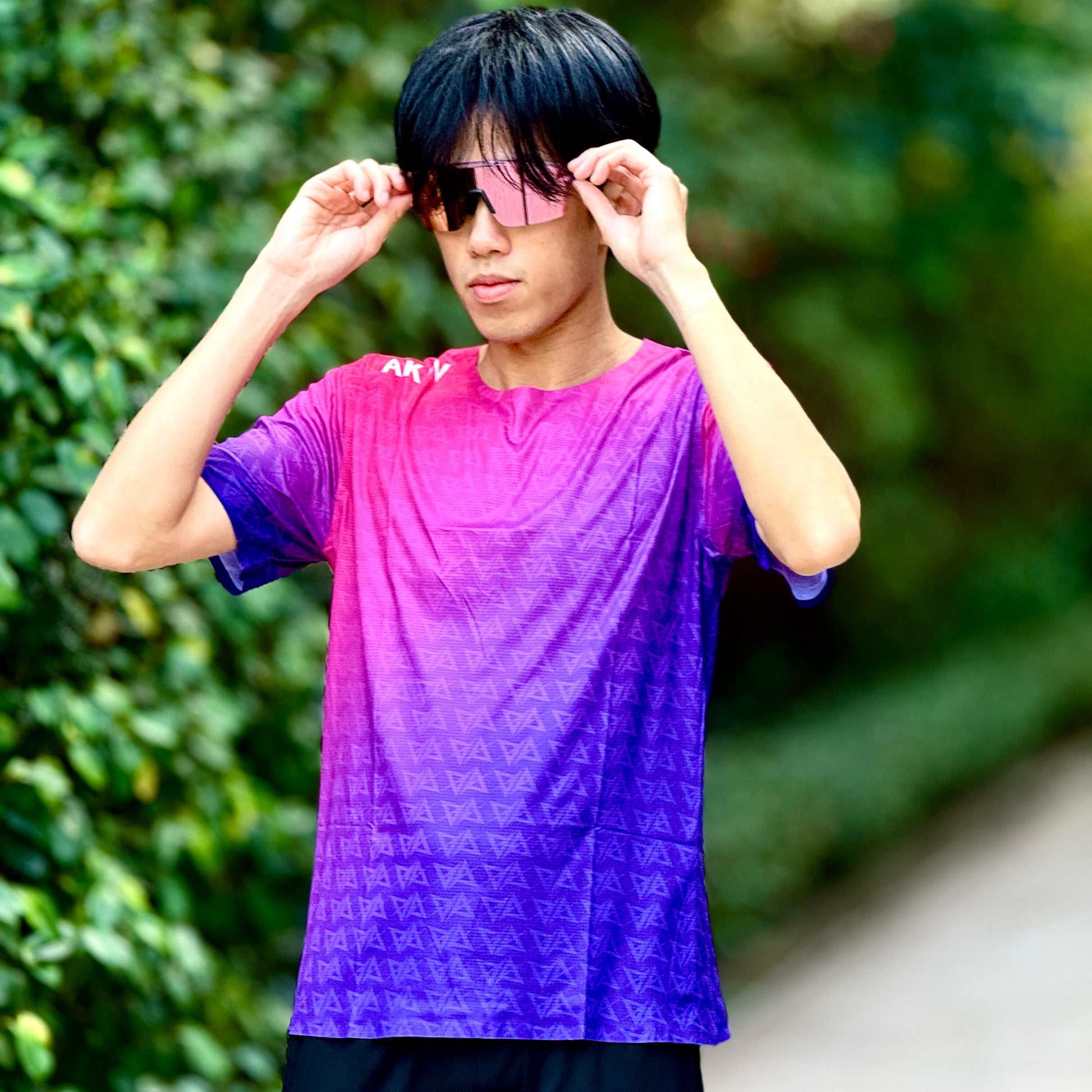 AKIV Ultralight Training T-Shirt Unisex | Dawn Gradient
AKIV 超輕訓練T恤男女款 | 晨曦漸變