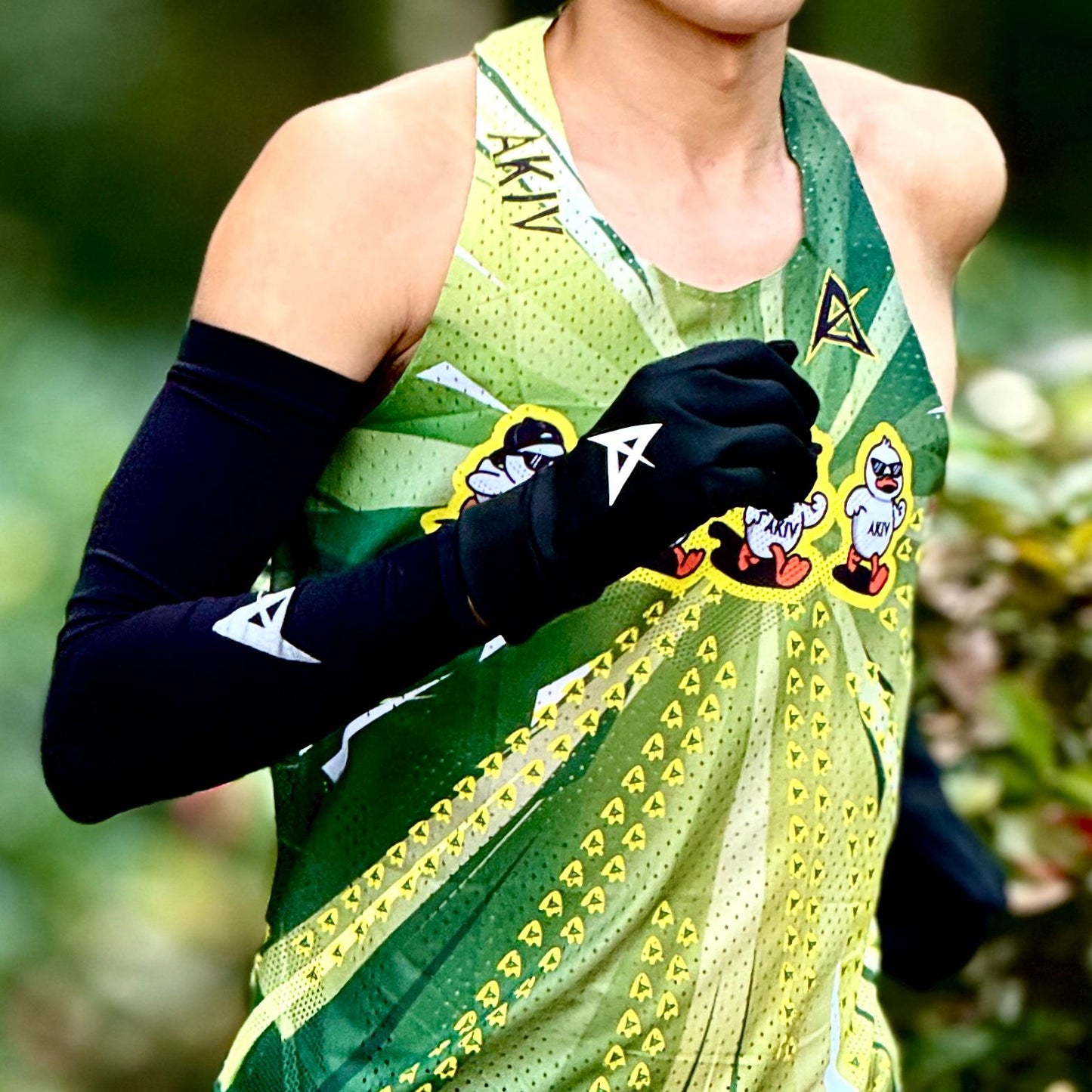 AKIV Elite Singlet Unisex | One Heart One Trail