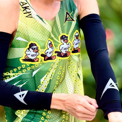 AKIV Lightweight Quick Dry Running Sleeves | Black
AKIV 輕盈快乾跑步手袖 | 黑色