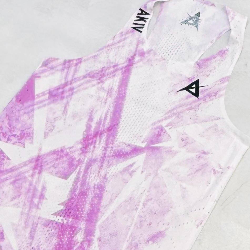 AKIV AeroPro Singlet Unisex | Violet Motion
AKIV 空力競速背心男女款 | 紫光域流線