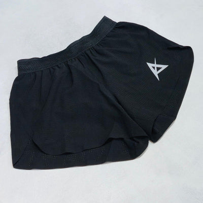 AKIV 2" Running Shorts with Hidden Patch Pockets Unisex | Triangular inner | Black
AKIV 2" 跑步褲連隱藏式內袋男女款 | 三角內膽版 | 黑色