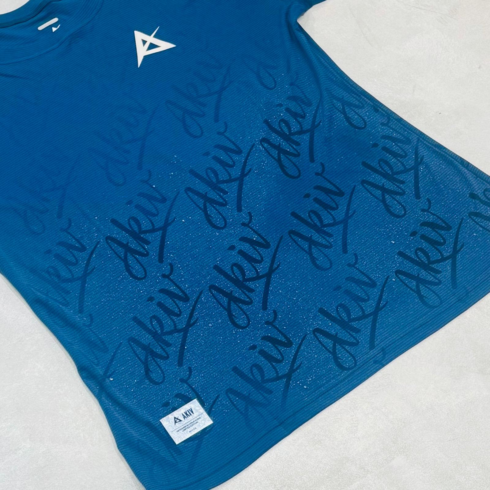 AKIV Hydro Reveal T-Shirt Unisex | Dark Blue
AKIV 遇水顯影T恤男女款 | 深藍色